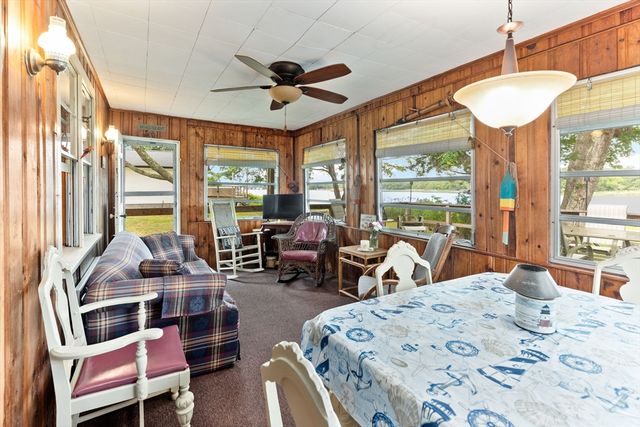 86 Highland Shores Dr, Wareham, MA 02571