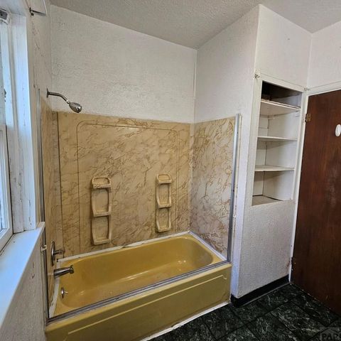 1505 W 17th St, Pueblo, CO 81003