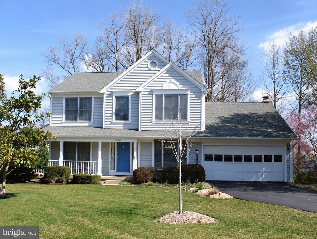 12000 MOJAVE LN, Woodbridge, VA 22192