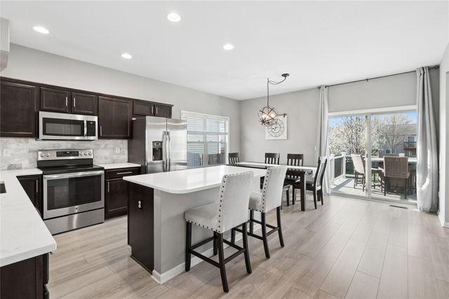 4709 E Merced Street, Des Moines, IA 50317
