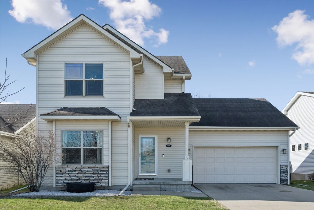 4709 E Merced Street, Des Moines, IA 50317