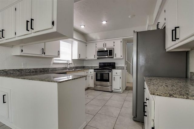10512 Harvest Moon Avenue, Oklahoma City, OK 73162