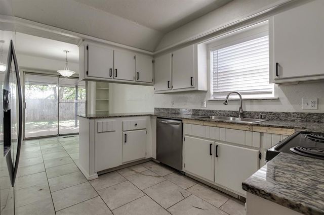 10512 Harvest Moon Avenue, Oklahoma City, OK 73162