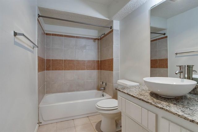 10512 Harvest Moon Avenue, Oklahoma City, OK 73162