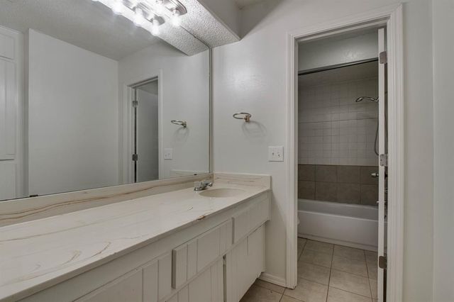 10512 Harvest Moon Avenue, Oklahoma City, OK 73162