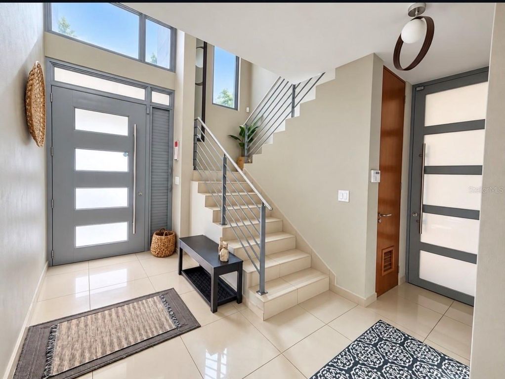 Image 7 of property listing at 78 Calle 3 SENDEROS DE MONTEHIEDRA, San Juan, PR 00926