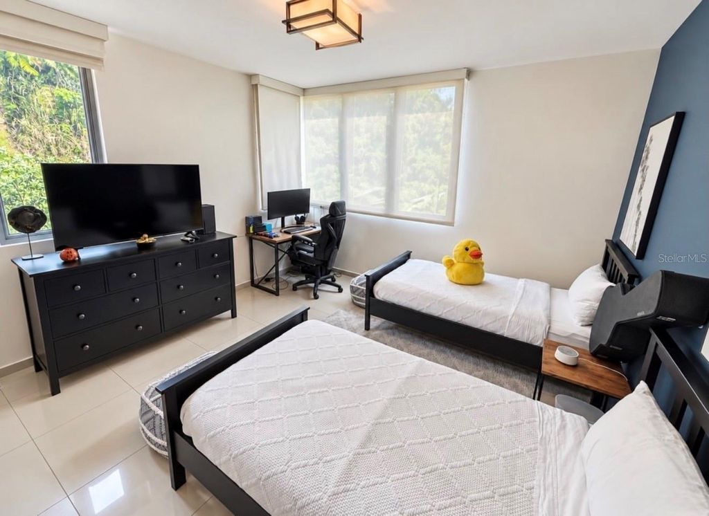Image 10 of property listing at 78 Calle 3 SENDEROS DE MONTEHIEDRA, San Juan, PR 00926