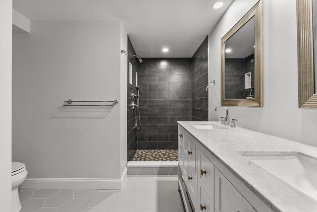 83 Centre St 1, Boston, MA 02124