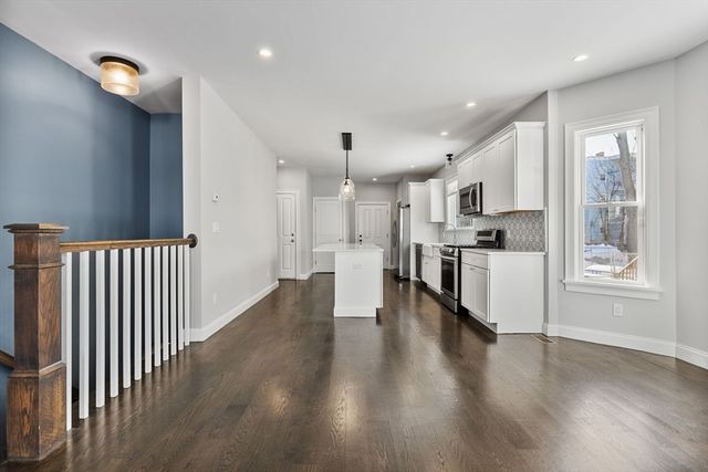 83 Centre St 1, Boston, MA 02124