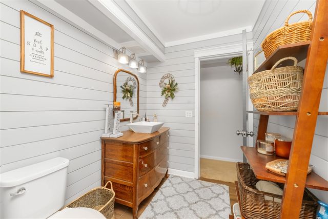 733 Hazen Street, Paw Paw, MI 49079