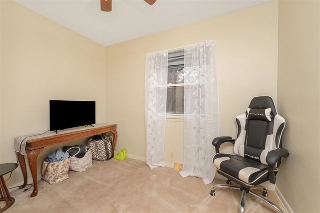 733 Hazen Street, Paw Paw, MI 49079