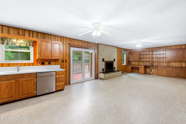 114 County Road 575, Englewood, TN 37329