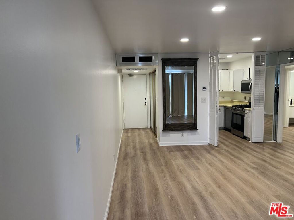800 W 1st Street 2607, Los Angeles, CA 90012 — photo 4