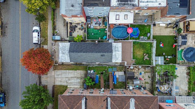 2738 Miles Avenue, Bronx, NY 10465