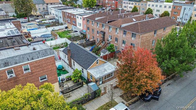 2738 Miles Avenue, Bronx, NY 10465