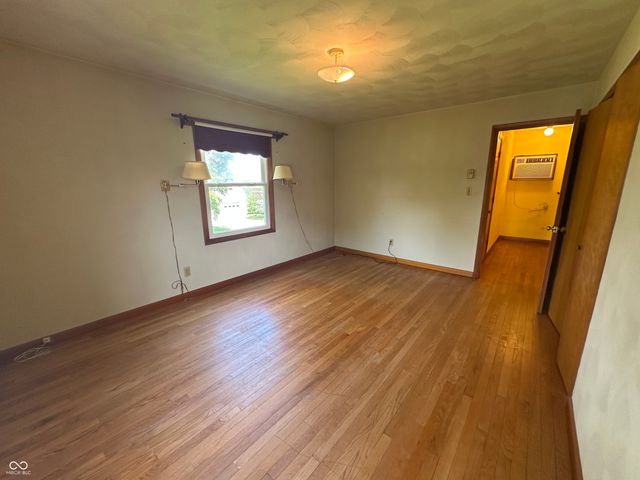 5668 W 250 S, Anderson, IN 46011