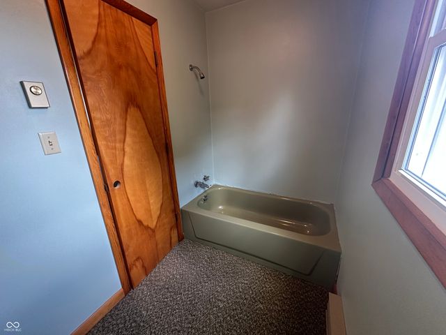 5668 W 250 S, Anderson, IN 46011