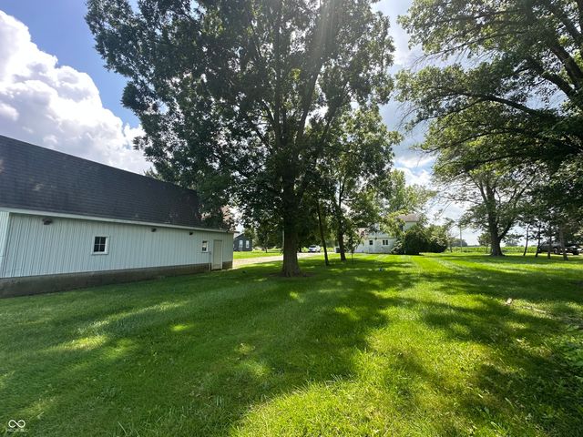 5668 W 250 S, Anderson, IN 46011