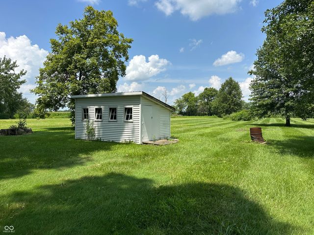 5668 W 250 S, Anderson, IN 46011