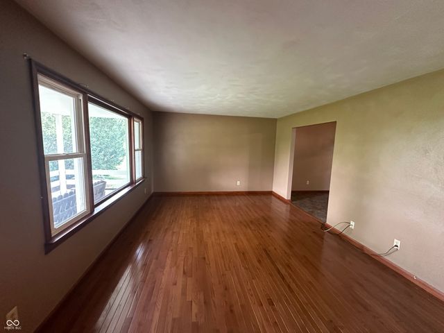 5668 W 250 S, Anderson, IN 46011