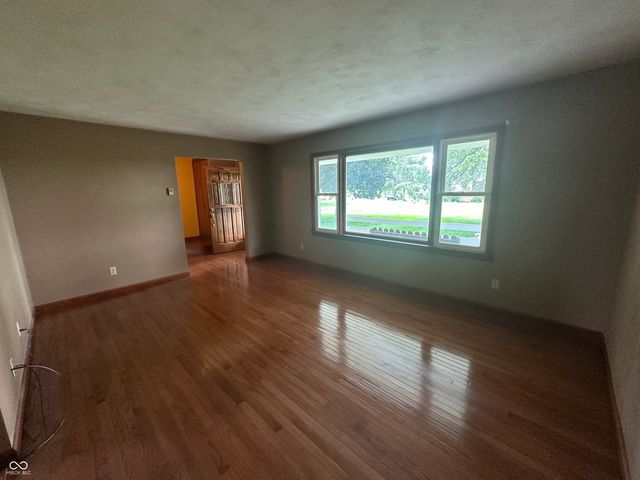 5668 W 250 S, Anderson, IN 46011