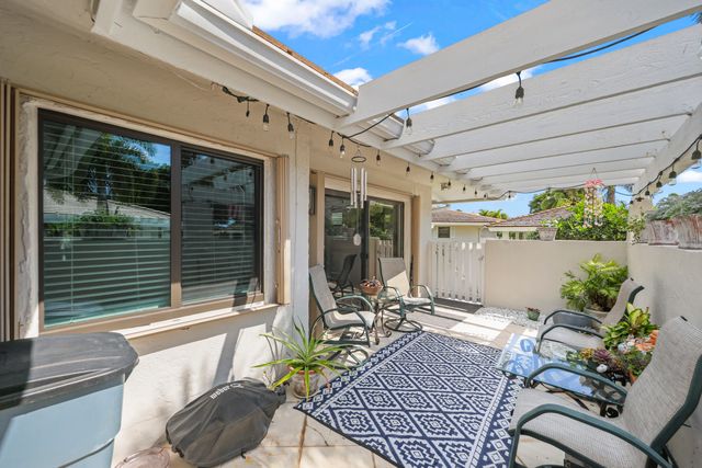 3660 Freshwater Drive, Jupiter, FL 33477
