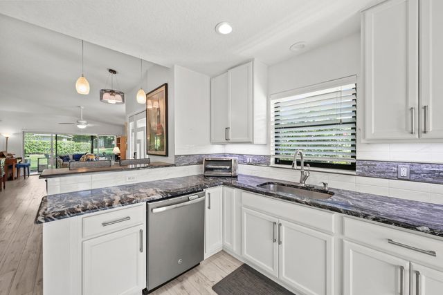 3660 Freshwater Drive, Jupiter, FL 33477