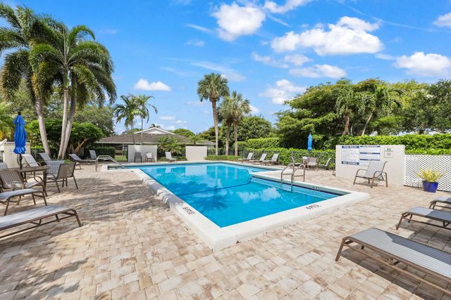 3660 Freshwater Drive, Jupiter, FL 33477