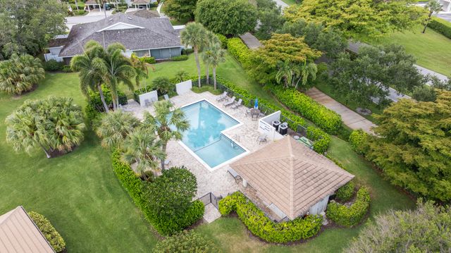 3660 Freshwater Drive, Jupiter, FL 33477