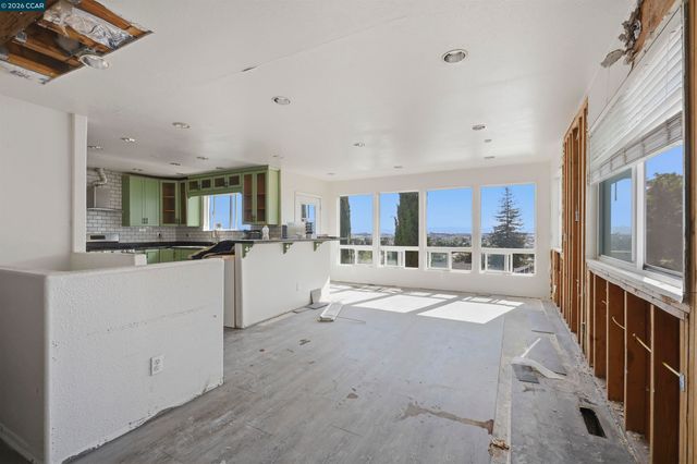 3635 64Th Ave, Oakland, CA 94605
