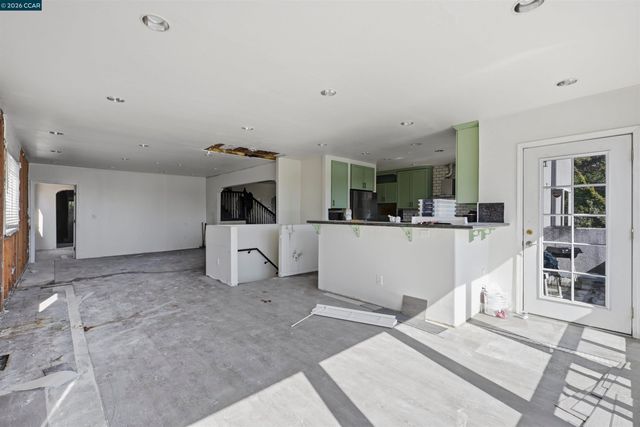 3635 64Th Ave, Oakland, CA 94605