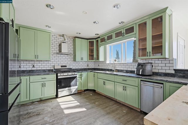 3635 64Th Ave, Oakland, CA 94605
