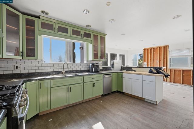 3635 64Th Ave, Oakland, CA 94605