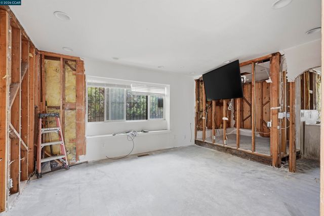 3635 64Th Ave, Oakland, CA 94605