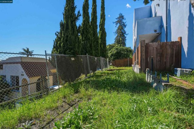 3635 64Th Ave, Oakland, CA 94605