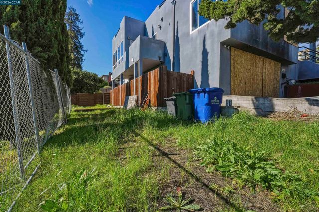 3635 64Th Ave, Oakland, CA 94605