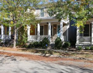 10711 Impatiens St, Prospect, KY 40059