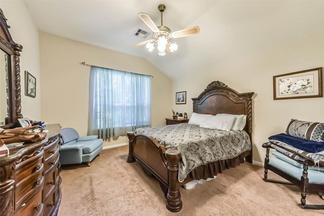 7410 Lynnbrook Falls Lane, Humble, TX 77396