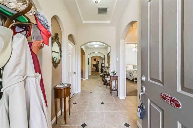 7410 Lynnbrook Falls Lane, Humble, TX 77396