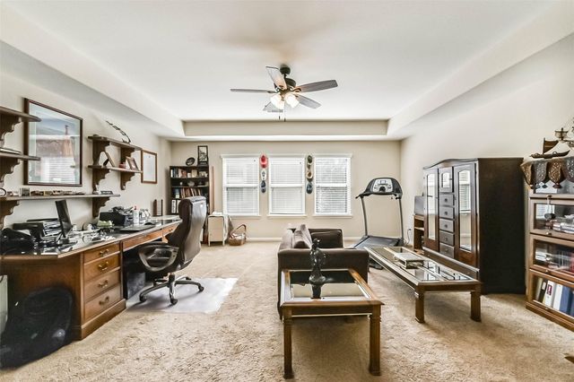 7410 Lynnbrook Falls Lane, Humble, TX 77396