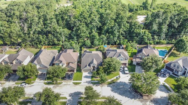 7410 Lynnbrook Falls Lane, Humble, TX 77396