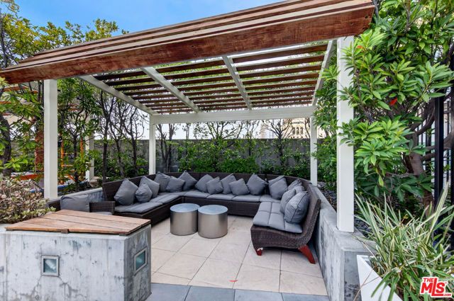 3785 Wilshire Boulevard 703, Los Angeles, CA 90010