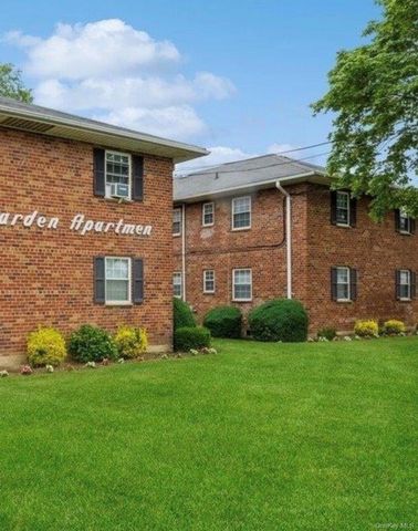 2549 JERUSALEM Avenue 2R, North Bellmore, NY 11710