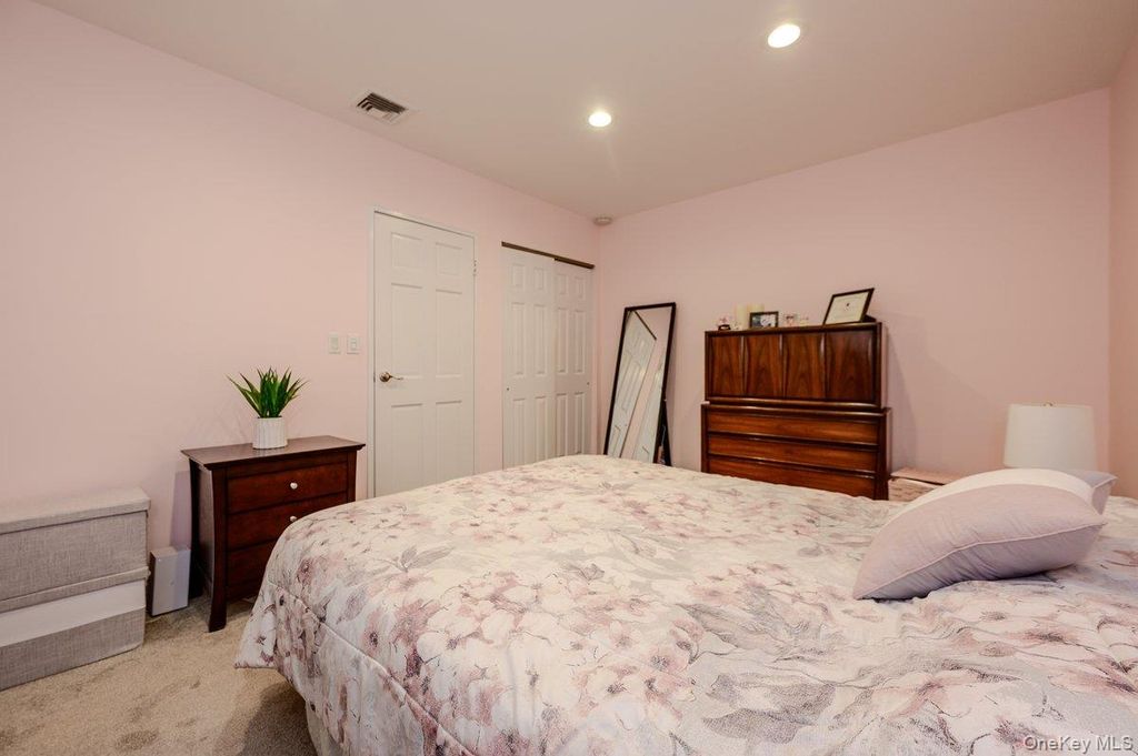 2549 JERUSALEM Avenue 2R, North Bellmore, NY 11710 — photo 5