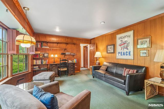 188 Charlotte Place, Englewood Cliffs, NJ 07632