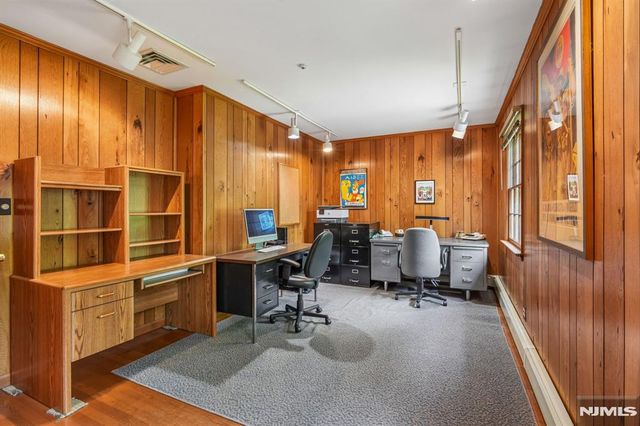 188 Charlotte Place, Englewood Cliffs, NJ 07632