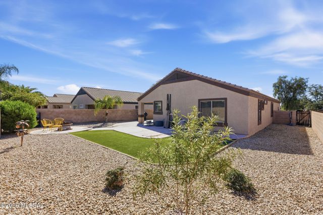 11092 W Coppertail Drive, Marana, AZ 85653