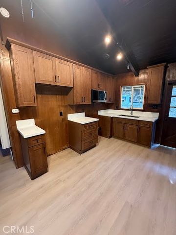 25132 Boa, Crestline, CA 92325