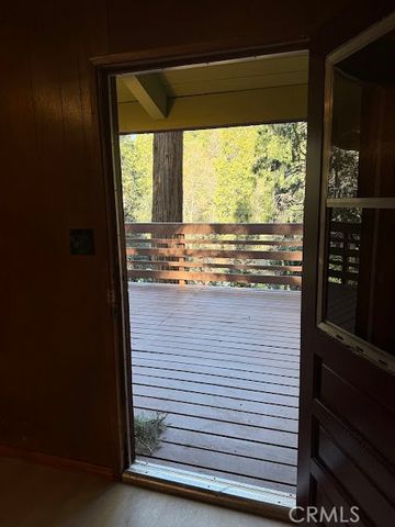 25132 Boa, Crestline, CA 92325