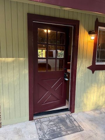 25132 Boa, Crestline, CA 92325